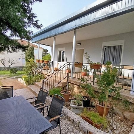 Holiday Home Lola - Large Outdoor Area Starigrad Exterior photo